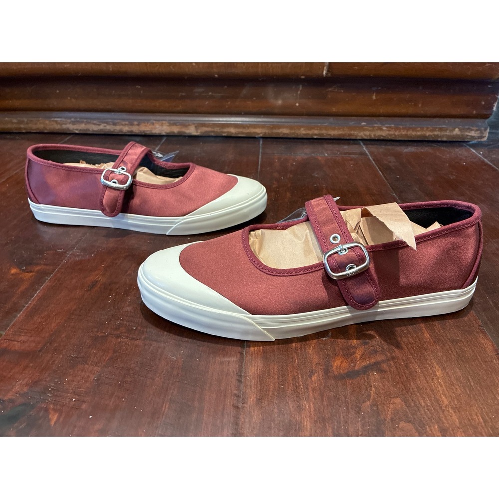 NWT Vans LX Mary Jane Lo Pro Womens Size 9 Satin Madder Brown VN000D34MDB Sample